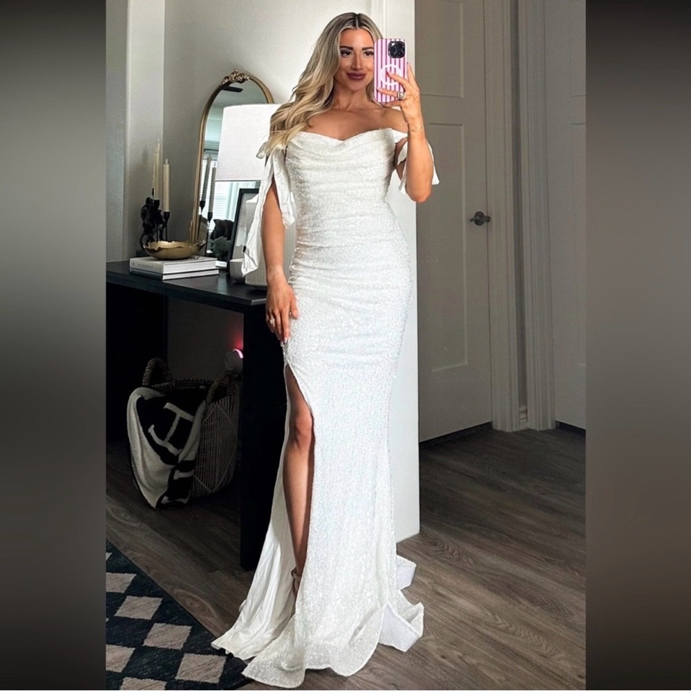 NWOT 	Marley Off Shoulder Bow Maxi Dress: WHITE SEQUIN